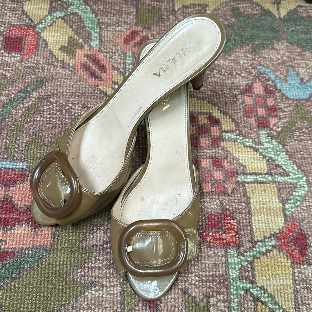 VINTAGE Prada Heels Sz 39 1/2